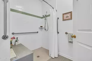 216 Fairway Ln, Neptune Township, NJ 07753 - Photo 24