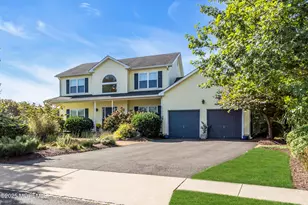 216 Fairway Ln, Neptune Township, NJ 07753 - Photo 2