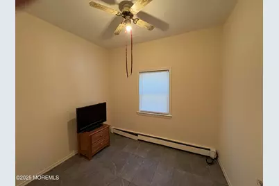 33 Oceanview Avenue, Keansburg, NJ 07734 - Photo 8