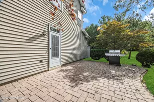 1 Westlake Ct, Morganville, NJ 07751 - Photo 34