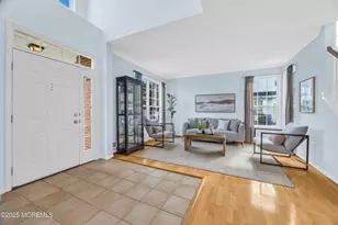 1 Westlake Ct, Morganville, NJ 07751 - Photo 4