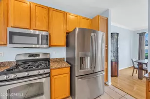 1 Westlake Ct, Morganville, NJ 07751 - Photo 12