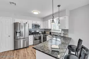 16 Thames Pl, Brick, NJ 08723 - Photo 8