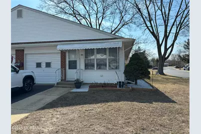 16 Crocus Lane #B, Whiting, NJ 08759 - Photo 4