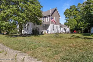 71 Monmouth Rd, Oakhurst, NJ 07755 - Photo 2