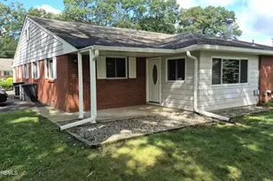 6 Dove St, Manchester Township, NJ 08759 - Photo 2