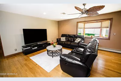 133 London Court, Toms River Township, NJ 08753 - Photo 4