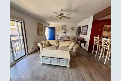 525 SW Central Avenue, Seaside Park, NJ 08752 - Photo 4