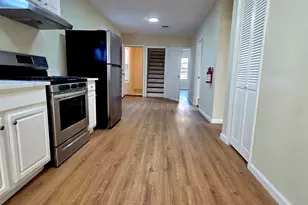 216 Delaware St, Elizabeth Port, NJ 07206 - Photo 14