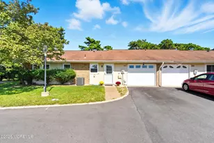 12B Yorkshire Ct, Manchester Township, NJ 08759 - Photo 4