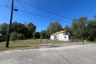 1 Second Ln, Lakehurst, NJ 08733 - Photo 4