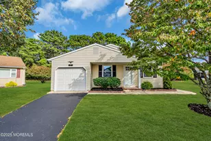 17 Leighton Ct, Berkeley, NJ 08721 - Photo 4