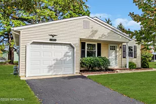 17 Leighton Ct, Berkeley, NJ 08721 - Photo 2