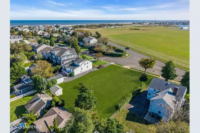 219 Neptune Place, Sea Girt, NJ 08750 - Photo 8