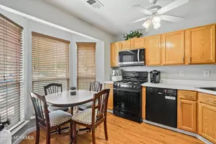 157 Setter Pl, Freehold, NJ 07728 - Photo 6