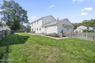 51 Angela Cir, Hazlet Township, NJ 07730 - Photo 34