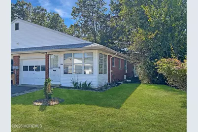 228B Columbine Avenue, Whiting, NJ 08759 - Photo 2