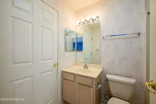 10 Pine Valley Ct, Lakewood, NJ 08701 - Photo 12