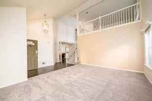 10 Pine Valley Ct, Lakewood, NJ 08701 - Photo 6