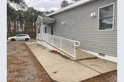 1160 Beacon Avenue, Manahawkin, NJ 08050 - Photo 2