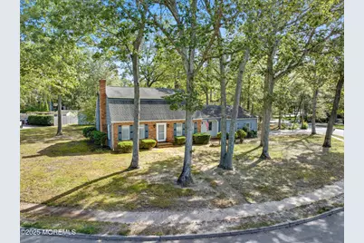 118 N Lakeshore Drive, Manahawkin, NJ 08050 - Photo 2