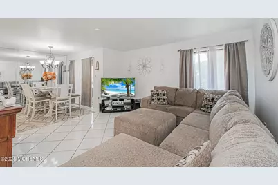 75 Overlook Way #K, Manalapan Township, NJ 07726 - Photo 4