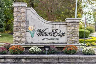 2517 Waters Edge Dr, Toms River Township, NJ 08753 - Photo 2