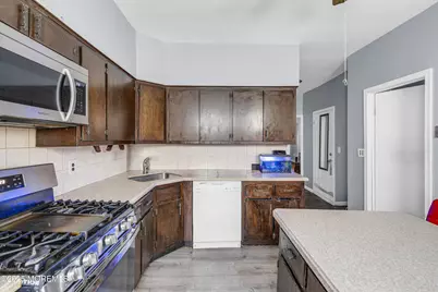 261 Dwight Street, Jersey City, NJ 07305 - Photo 16