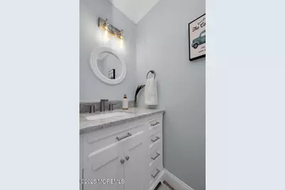 75 Bradford Court, Aberdeen Township, NJ 07747 - Photo 4