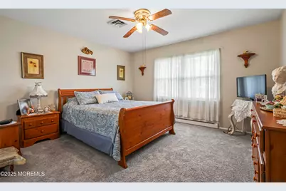 240B Huntington Drive, Lakewood, NJ 08701 - Photo 10