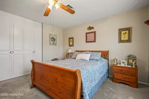 240B Huntington Dr, Lakewood, NJ 08701 - Photo 12