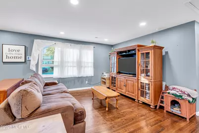 21 Frances Drive, Freehold, NJ 07728 - Photo 4