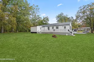 393 E Millstream Rd, Cream Ridge, NJ 08514 - Photo 28