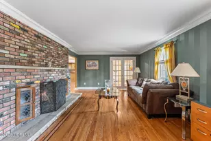 2 Pomo Ct, Middletown, NJ 07748 - Photo 10