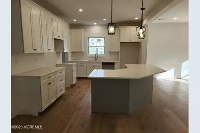 635 E Bay Avenue, Barnegat, NJ 08005 - Photo 10