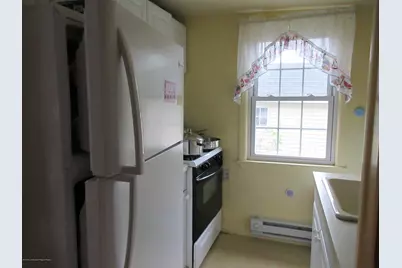 323 15th Avenue #2, Belmar, NJ 07719 - Photo 6