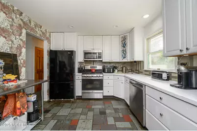 25 Highland Drive, Manalapan Township, NJ 07726 - Photo 12