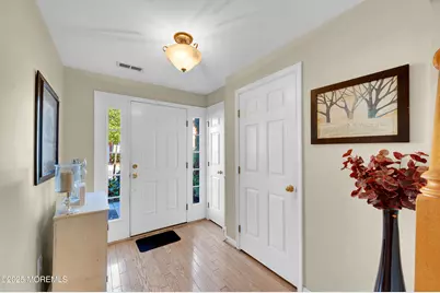 8 Abby Road, Farmingdale, NJ 07727 - Photo 4