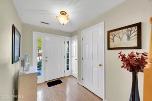 8 Abby Road, Farmingdale, NJ 07727 - Photo 4