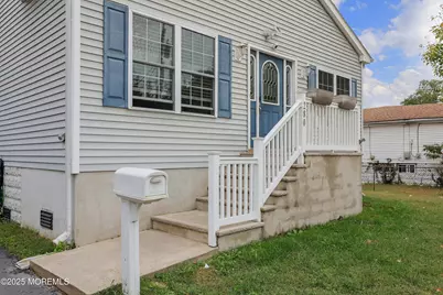 280 Linden Avenue, Middletown, NJ 07748 - Photo 2