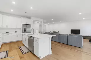 130 Woolley Ct, Oakhurst, NJ 07755 - Photo 8