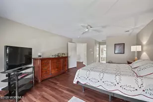 301 Colgate Way, Freehold, NJ 07728 - Photo 28