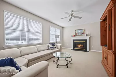 301 Colgate Way, Freehold, NJ 07728 - Photo 20