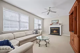 301 Colgate Way, Freehold, NJ 07728 - Photo 20