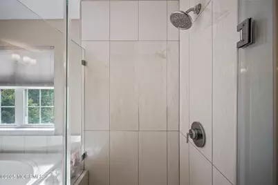 301 Colgate Way, Freehold, NJ 07728 - Photo 32