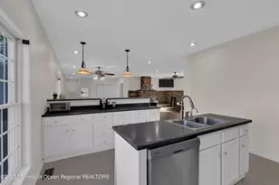 374 5 W Park Ave, Oakhurst, NJ 07755 - Photo 8