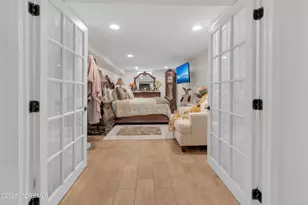 41 Longstreet Rd, Manalapan Township, NJ 07726 - Photo 20