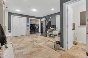 41 Longstreet Rd, Manalapan Township, NJ 07726 - Photo 34