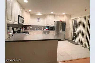 73 Ironwood Court, Middletown, NJ 07748 - Photo 2