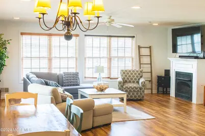 580 E Main Street E #3, Manasquan, NJ 08736 - Photo 16